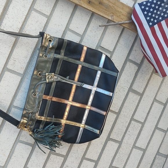 Black,Silver&Gold Pocket Book - Picture 8 of 12